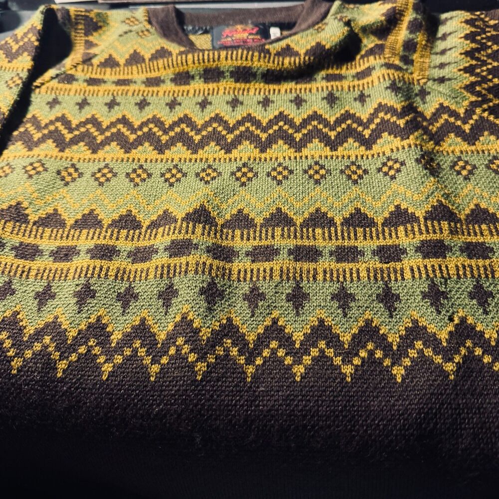 100% Virgin Wool, Kandel Knitting Mills Portland Oregon NordicFair IsleVintage M